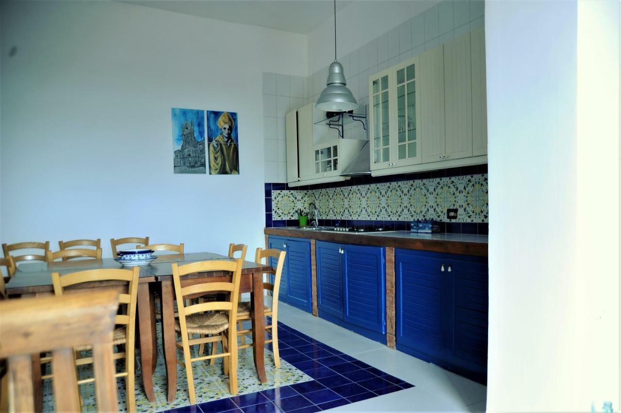 Miracoletti38 Otel Napoli Dış mekan fotoğraf